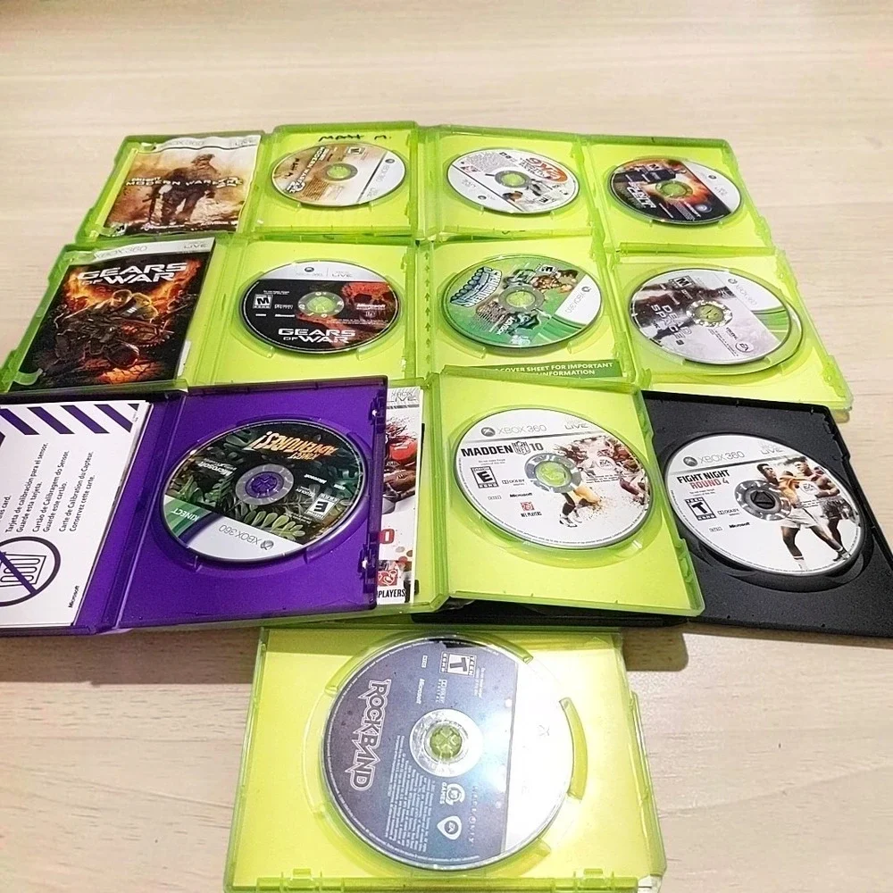 VTG 2000s Xbox 360 Video Game Lot 10 Games Call of Duty Gears Dead Space